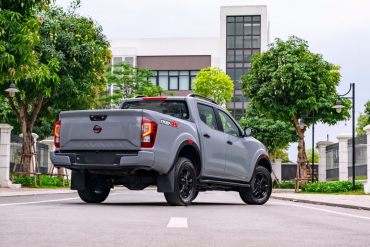 Nissan Navara 2021: Bán tải “lai SUV”, trang bị xứng tầm